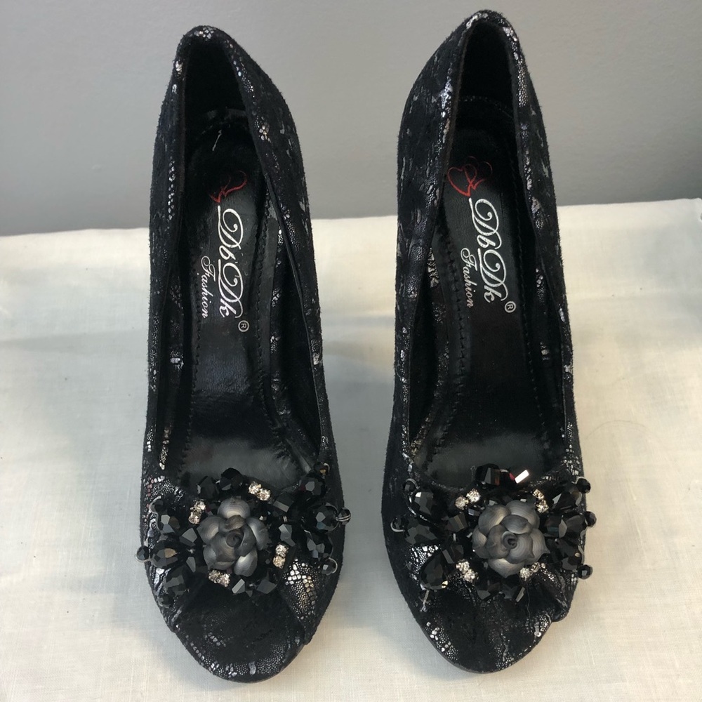 Db dk silver and black peep toe heels